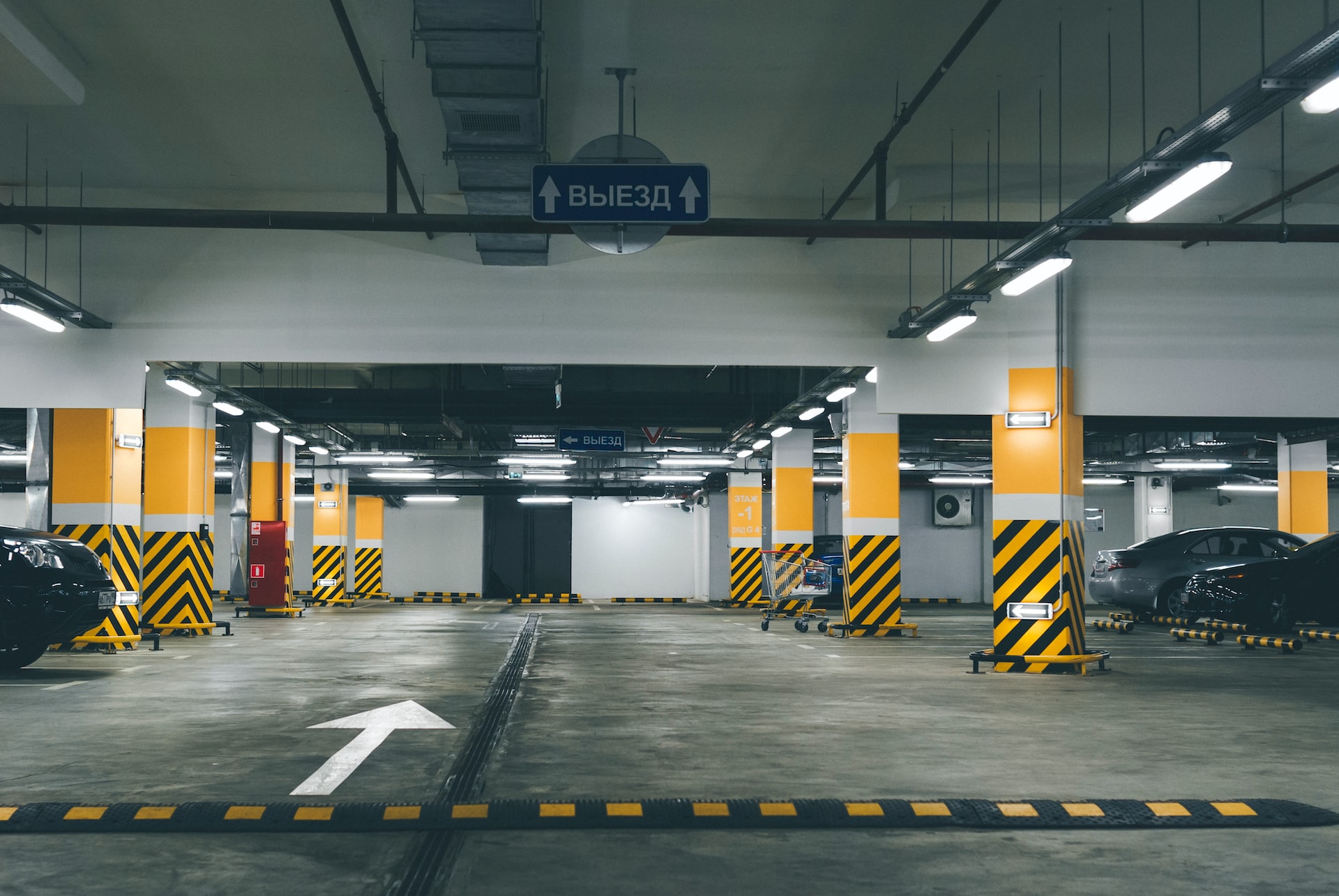 Parking Garage Security guard services